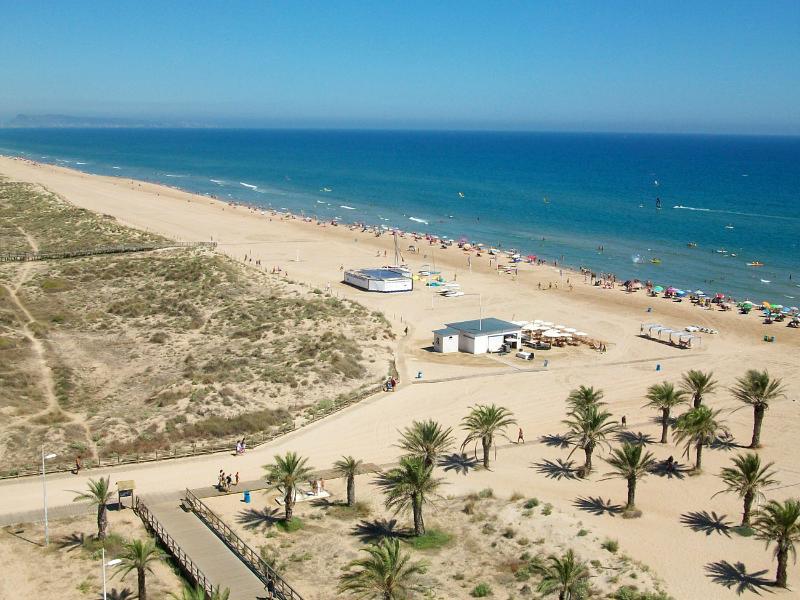 Apartamentos Gandia Playa De L'Ahuir 3000 Екстериор снимка